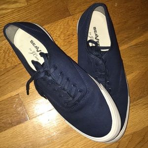 Navy Blue Fashionable Sneakers